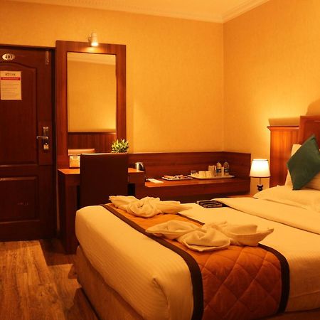 Hotel Noor Empire International Kormangala Bangalore Luaran gambar
