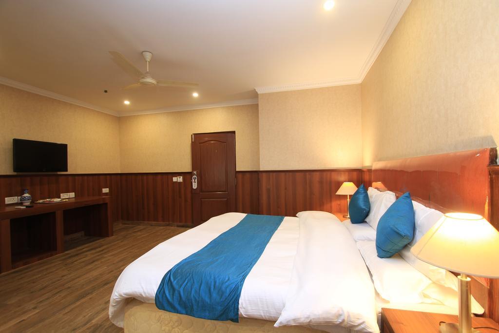 Hotel Noor Empire International Kormangala Bangalore Luaran gambar